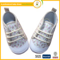 Zapatos de cuero florales del bebé del suéter suave al por mayor multiusos del embalaje de múltiples funciones con el certificado del CE